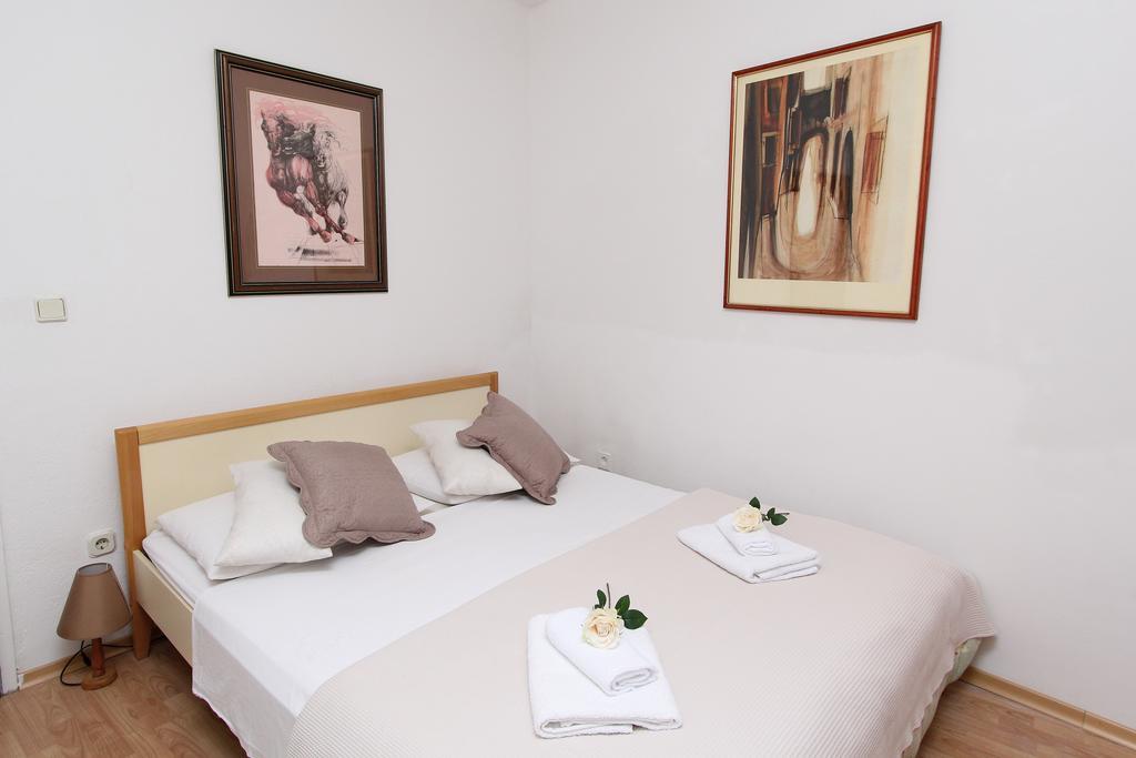 Apartment Old Town Manosa Split Exterior photo